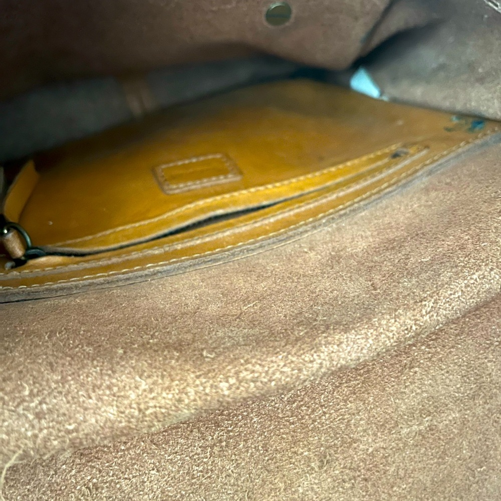 Madewell Leather Crossbody Purse - Picture 5 of 11